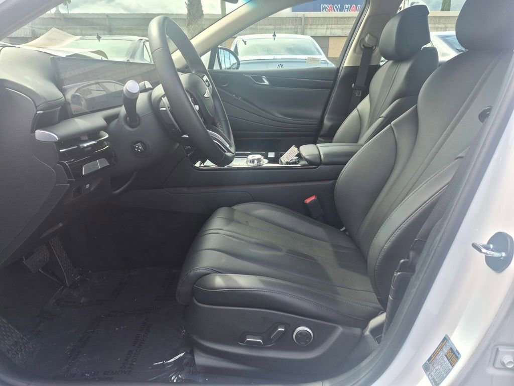 Used 2026 Genesis G80 2.5T image 10