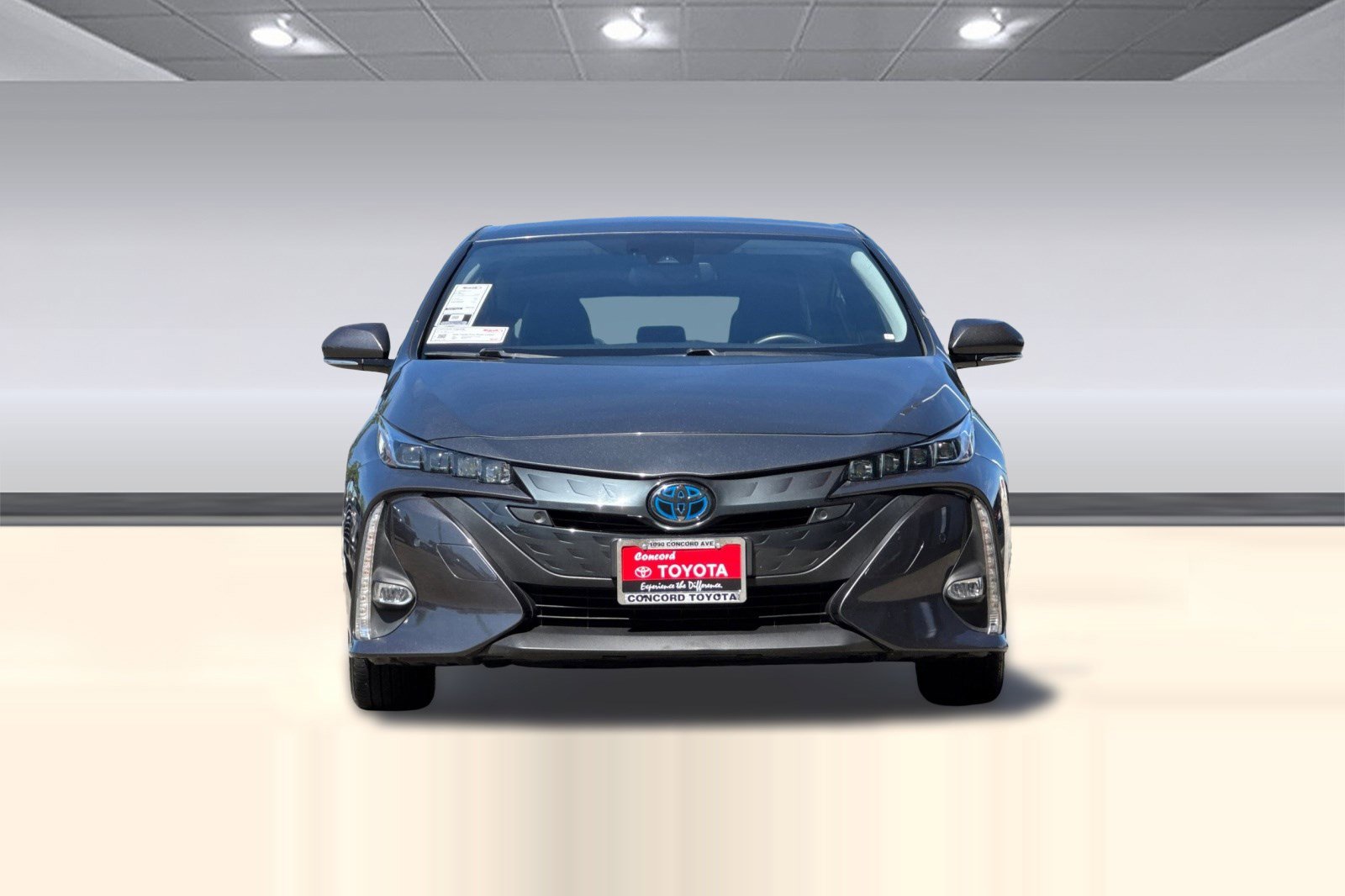 Used 2020 Toyota Prius Prime Limited w/ Carpet Mat Package FWD image 5