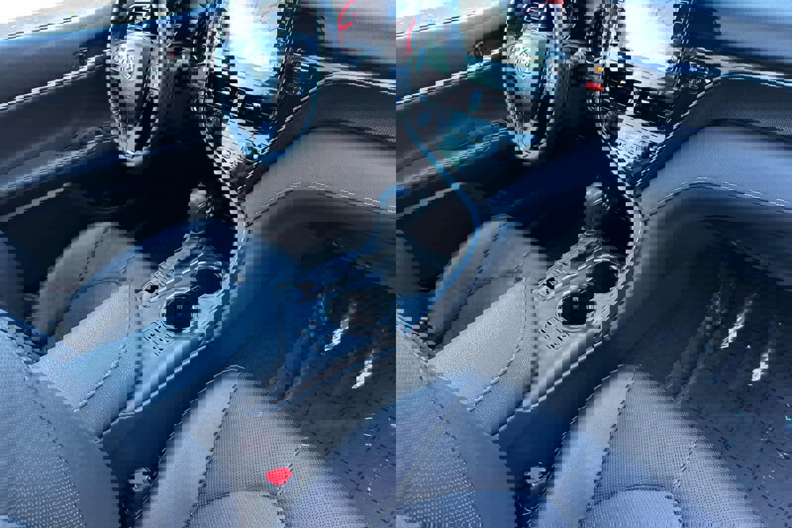 Used 2023 Toyota Camry XSE w/ Navigation Package image 15