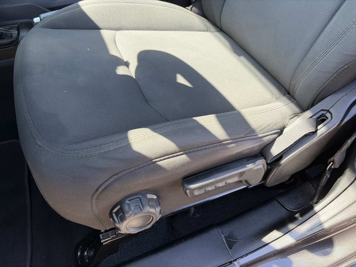 Used 2019 Jeep Wrangler Unlimited Sahara AWD/4WD image 9