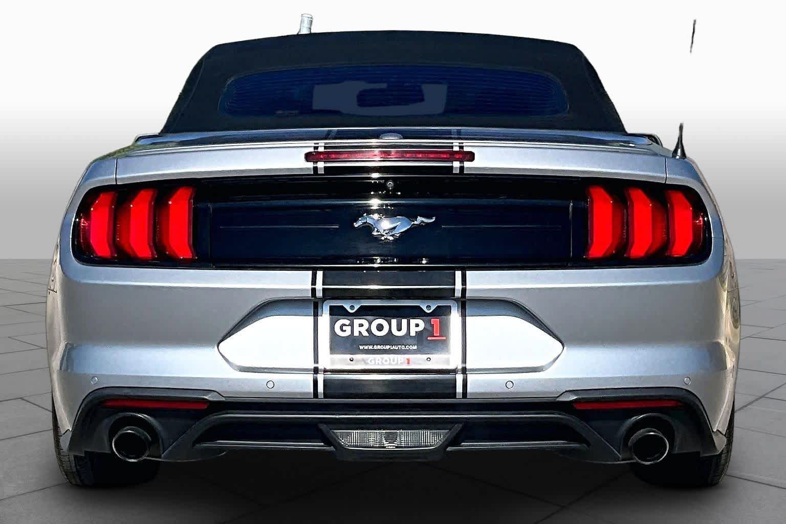 Used 2020 Ford Mustang Premium w/ Equipment Group 201A RWD image 5