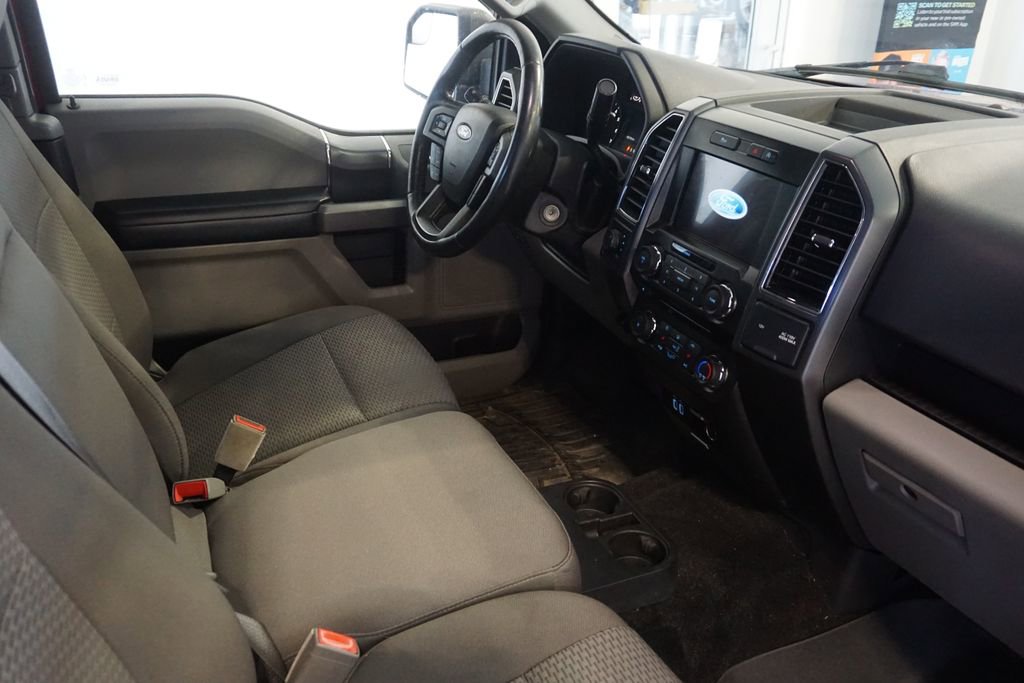 Used 2018 Ford F150 XLT w/ Equipment Group 302A Luxury AWD/4WD image 23