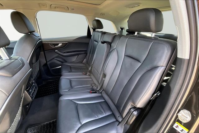 Used 2023 Audi Q7 3.0T Premium Plus w/ Premium Plus Package AWD/4WD image 28