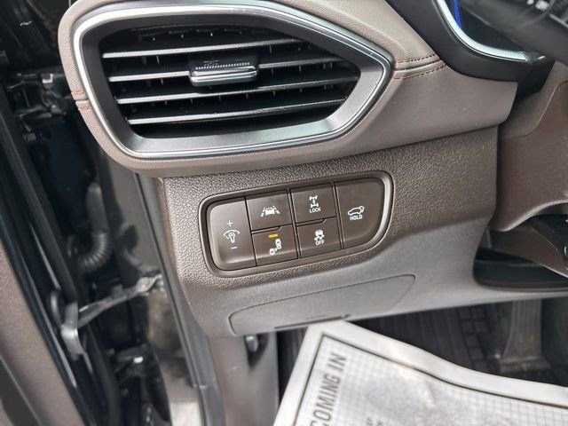 Used 2019 Hyundai Santa Fe AWD image 17