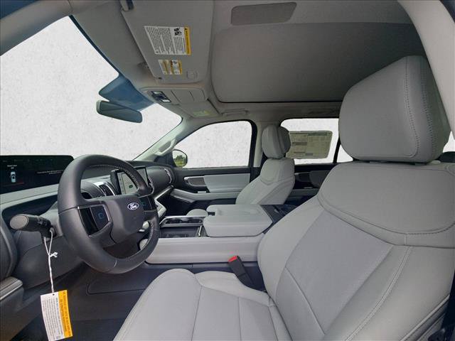 New 2027 Ford Expedition Max Platinum AWD/4WD image 4