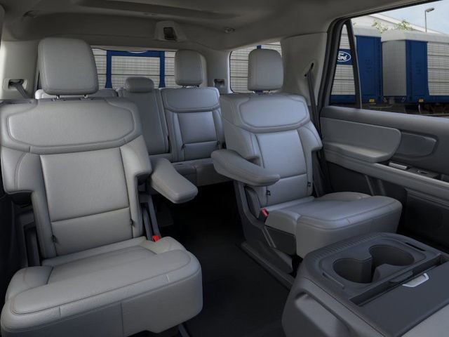 New 2026 Ford Expedition Active RWD image 12