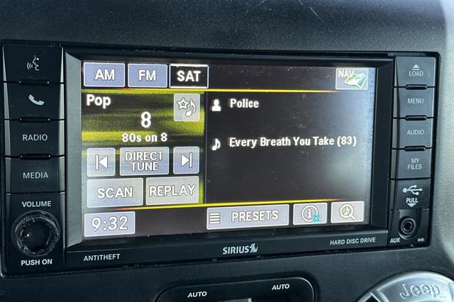 Used 2017 Jeep Wrangler Unlimited Sahara w/ Connectivity Group image 21