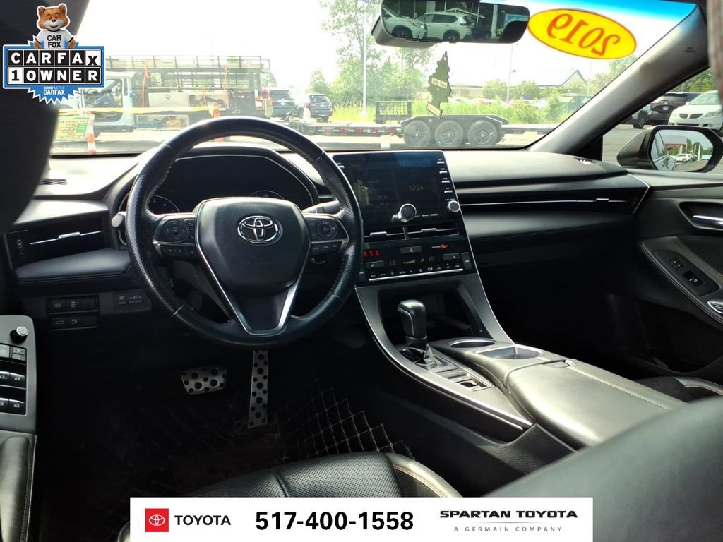 Used 2019 Toyota Avalon XSE w/ Carpet Mat Package FWD image 12