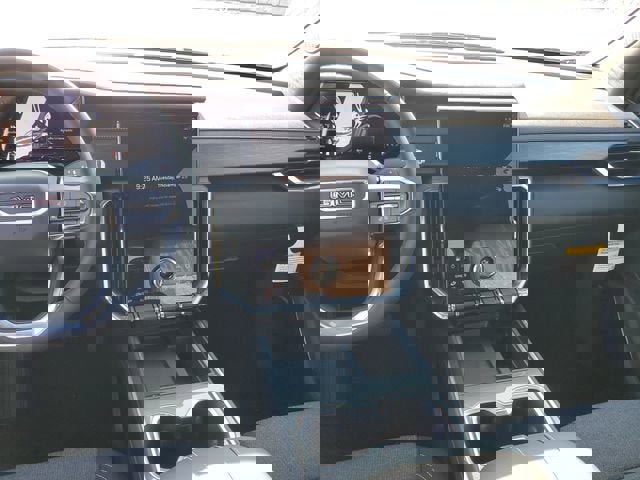 New 2026 GMC Acadia Elevation image 14