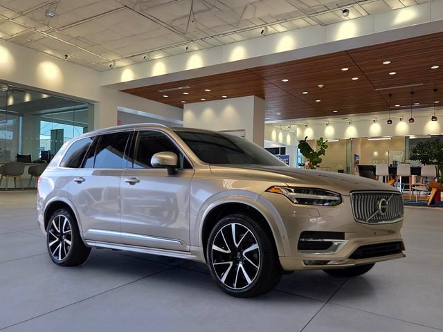 Certified 2023 Volvo XC90 B6 Plus AWD/4WD image 9