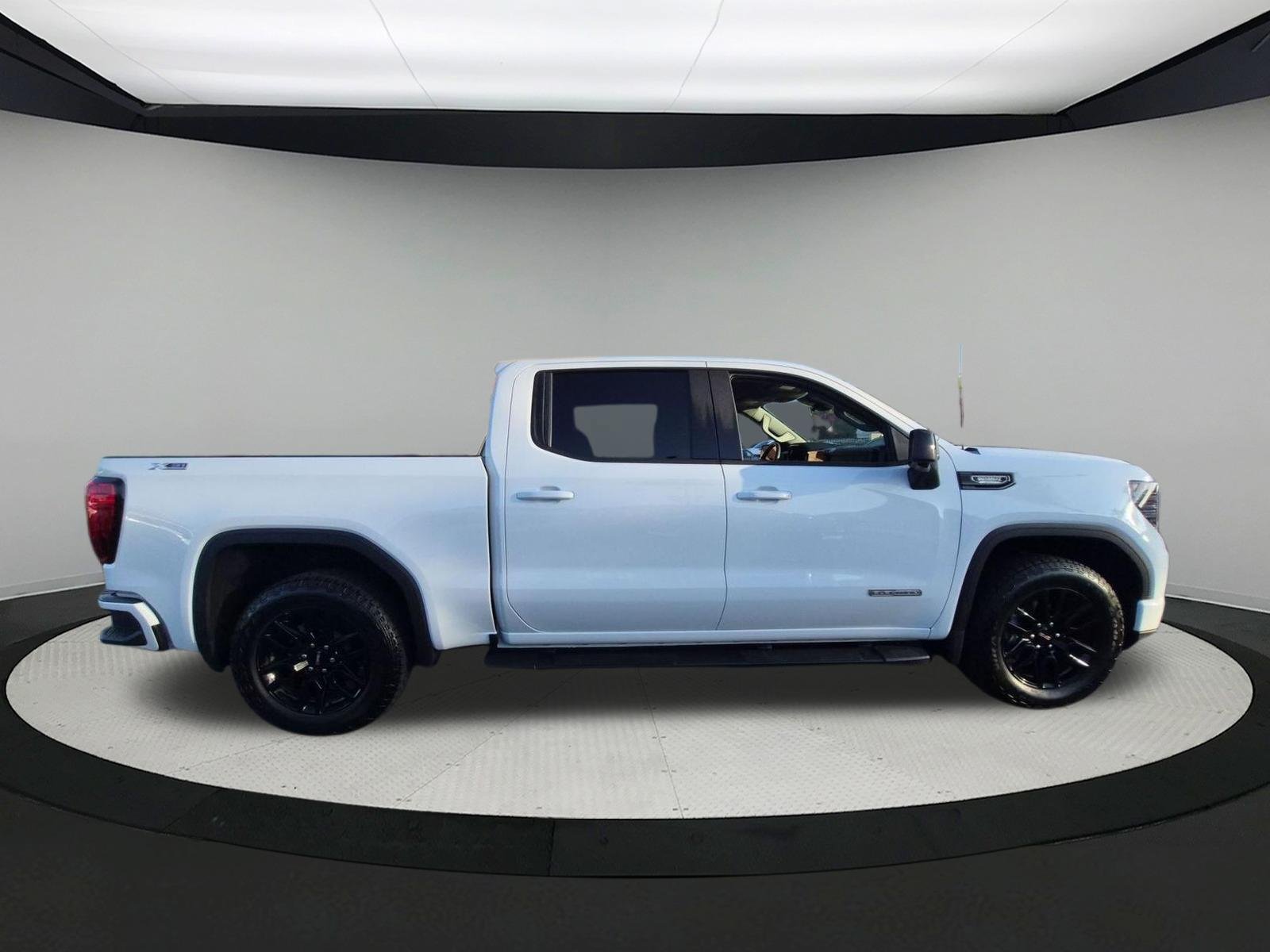 New 2026 GMC Sierra 1500 Elevation w/ Elevation Premium Package AWD/4WD image 5