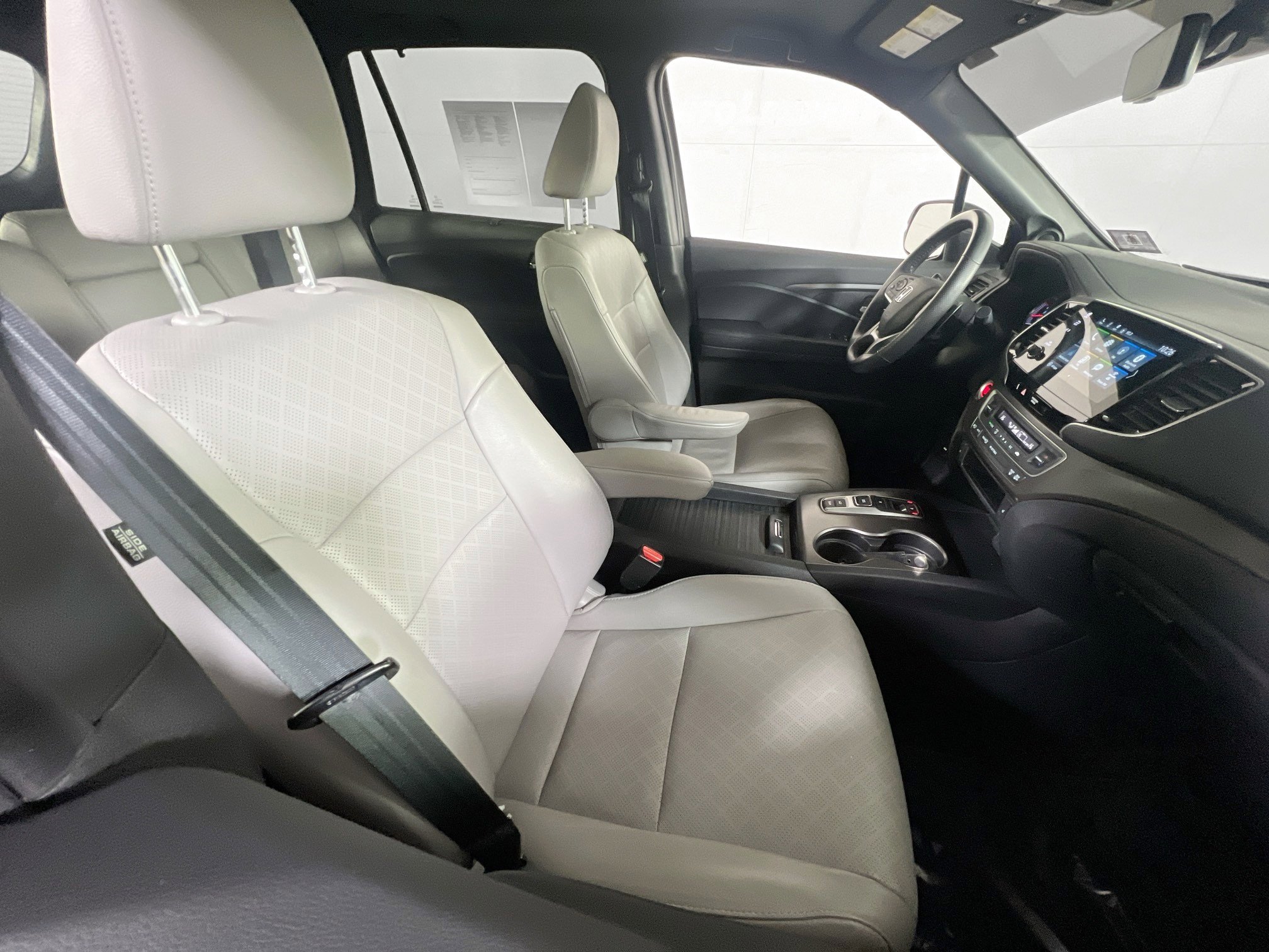 Used 2019 Honda Passport EX-L image 27