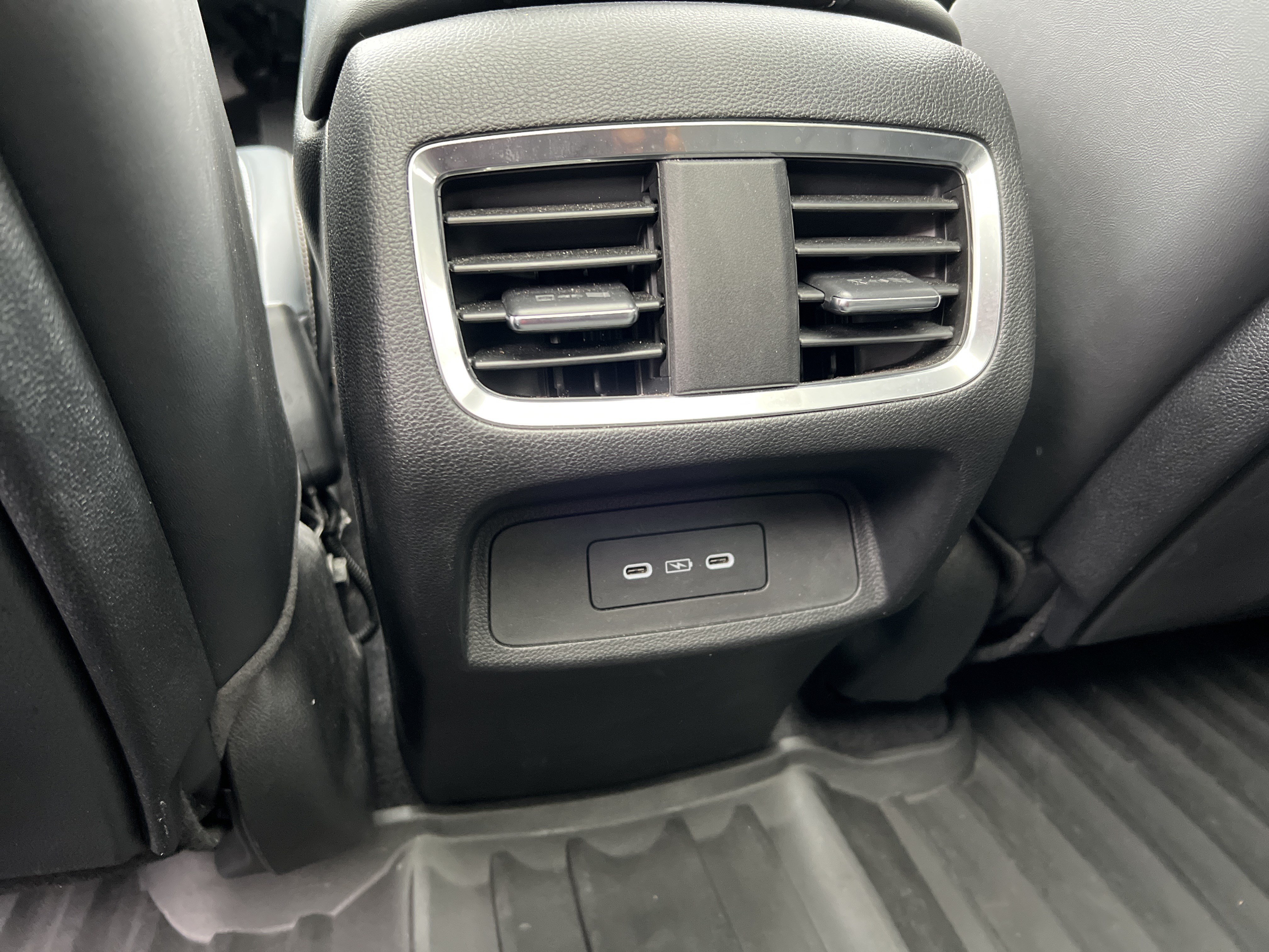 Used 2022 Acura RDX w/ Technology Package FWD image 26