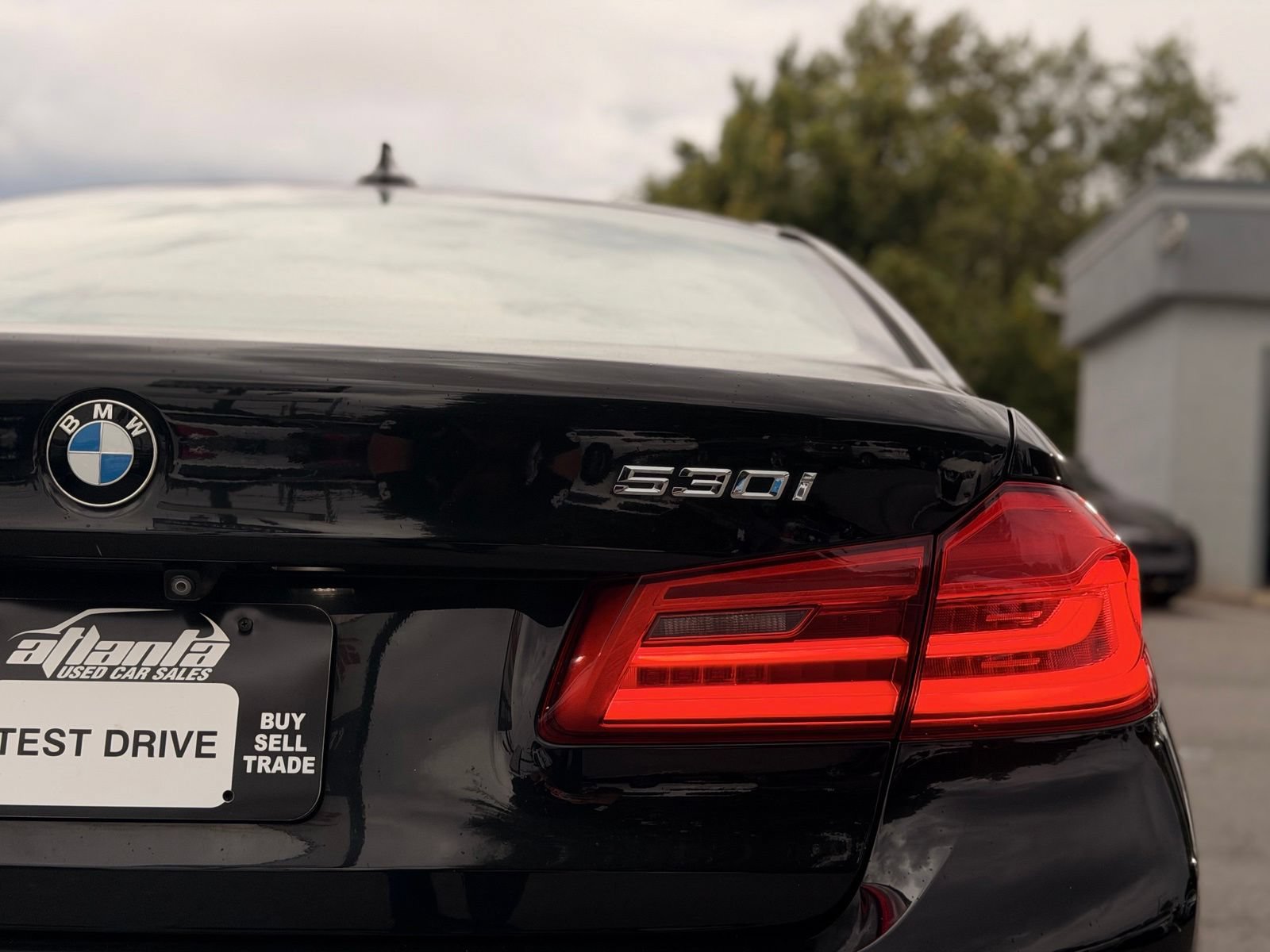 Used 2019 BMW 530i w/ Convenience Package RWD image 10