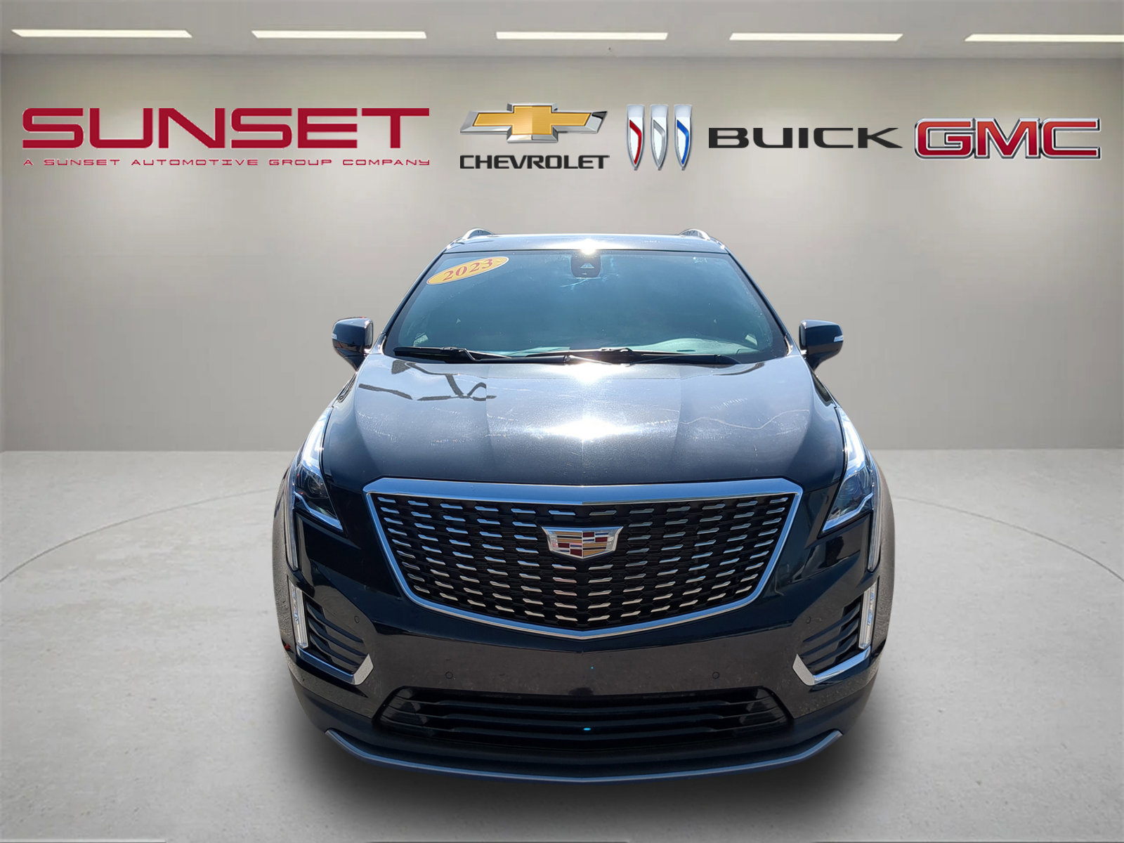 Certified 2023 Cadillac XT5 Premium Luxury image 3