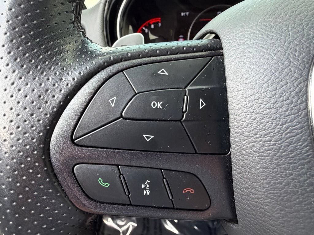 Used 2023 Dodge Durango R/T w/ Tow 'N Go Package AWD/4WD image 28