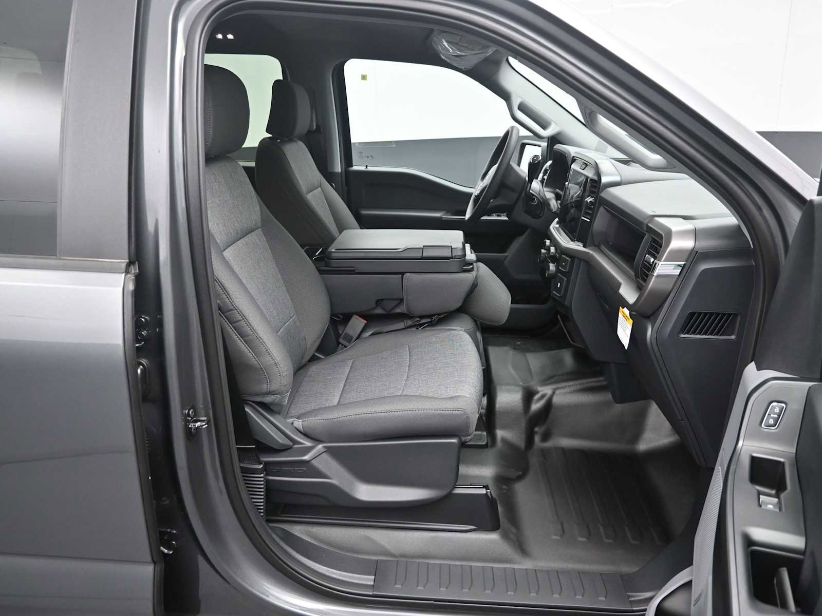 New 2026 Ford F150 XL w/ Equipment Group 103A High image 12