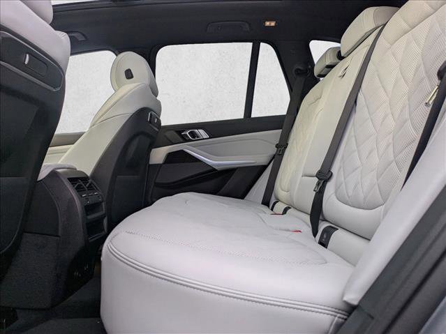 Used 2026 BMW X5 xDrive50e w/ Premium Package AWD/4WD image 17