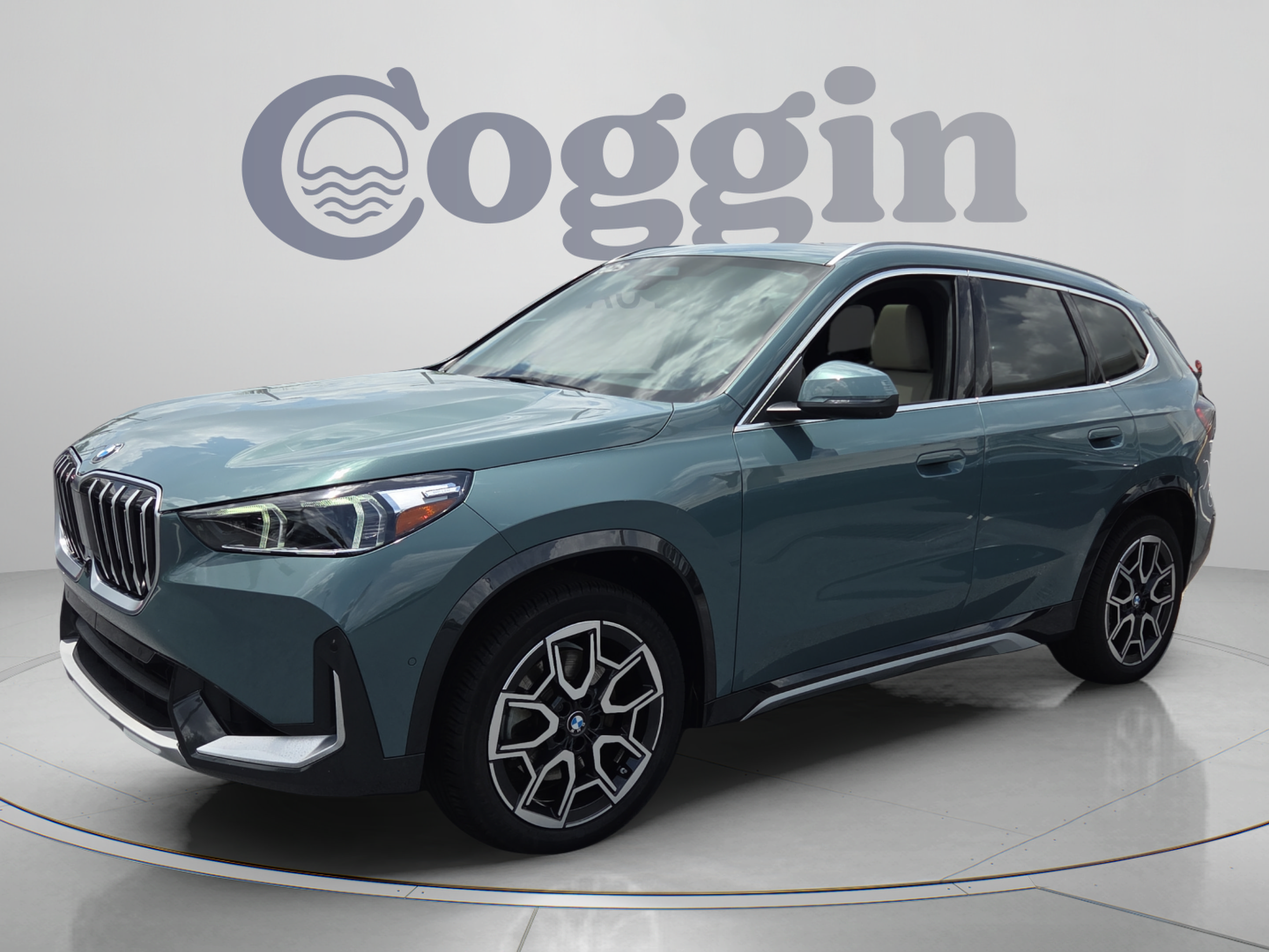 Used 2025 BMW X1 xDrive28i w/ Technology Package AWD/4WD image 1