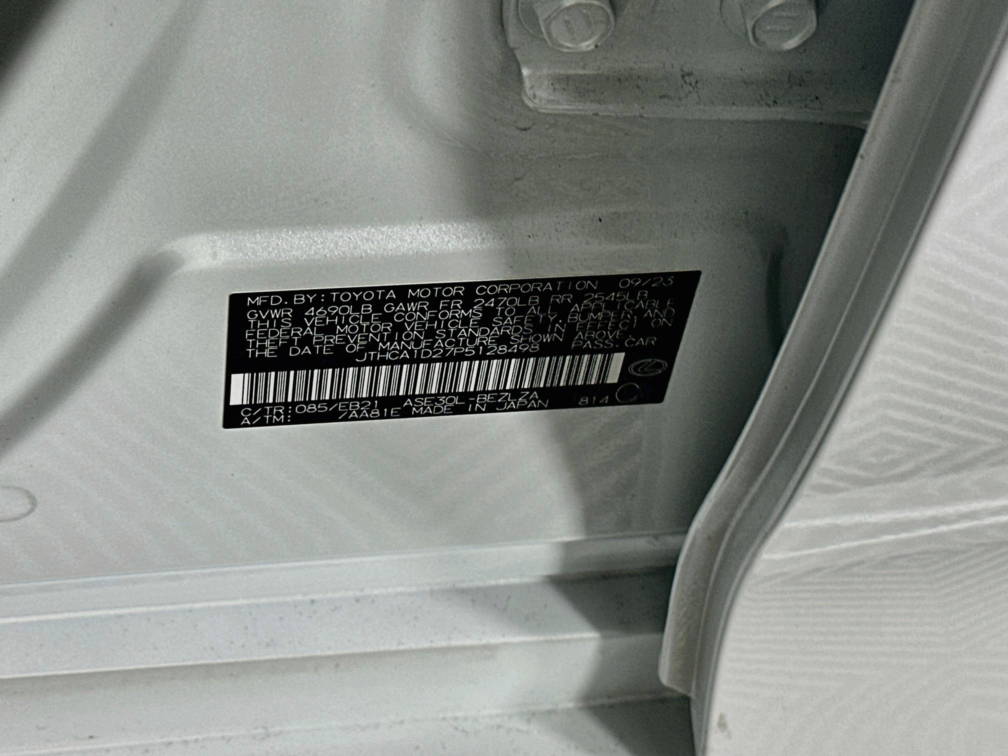 Used 2023 Lexus IS 300 w/ Comfort Package RWD image 12