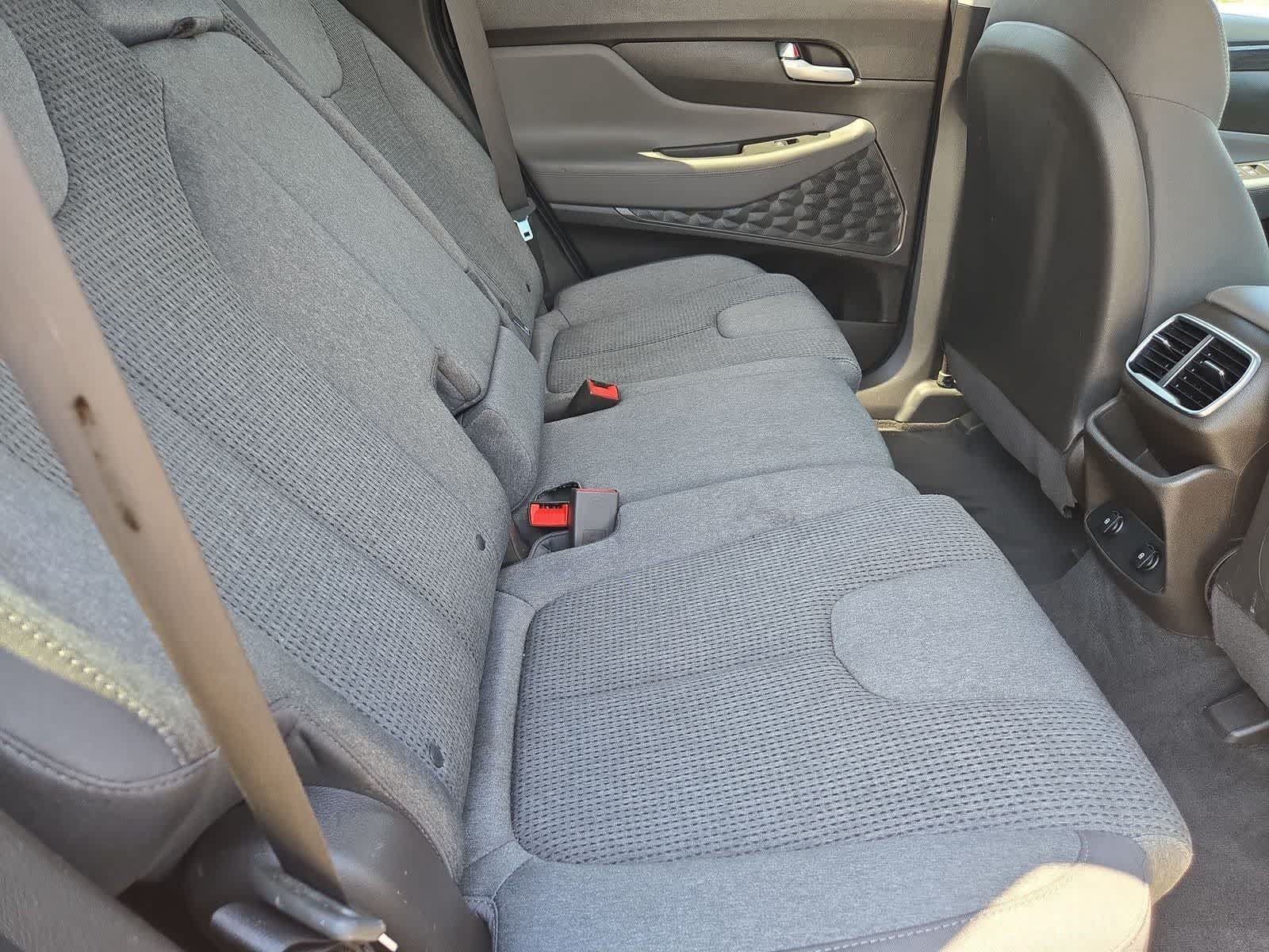 Used 2019 Hyundai Santa Fe SEL FWD image 19