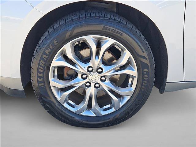 Used 2018 Buick Enclave Avenir w/ Avenir Technology Package AWD/4WD image 27