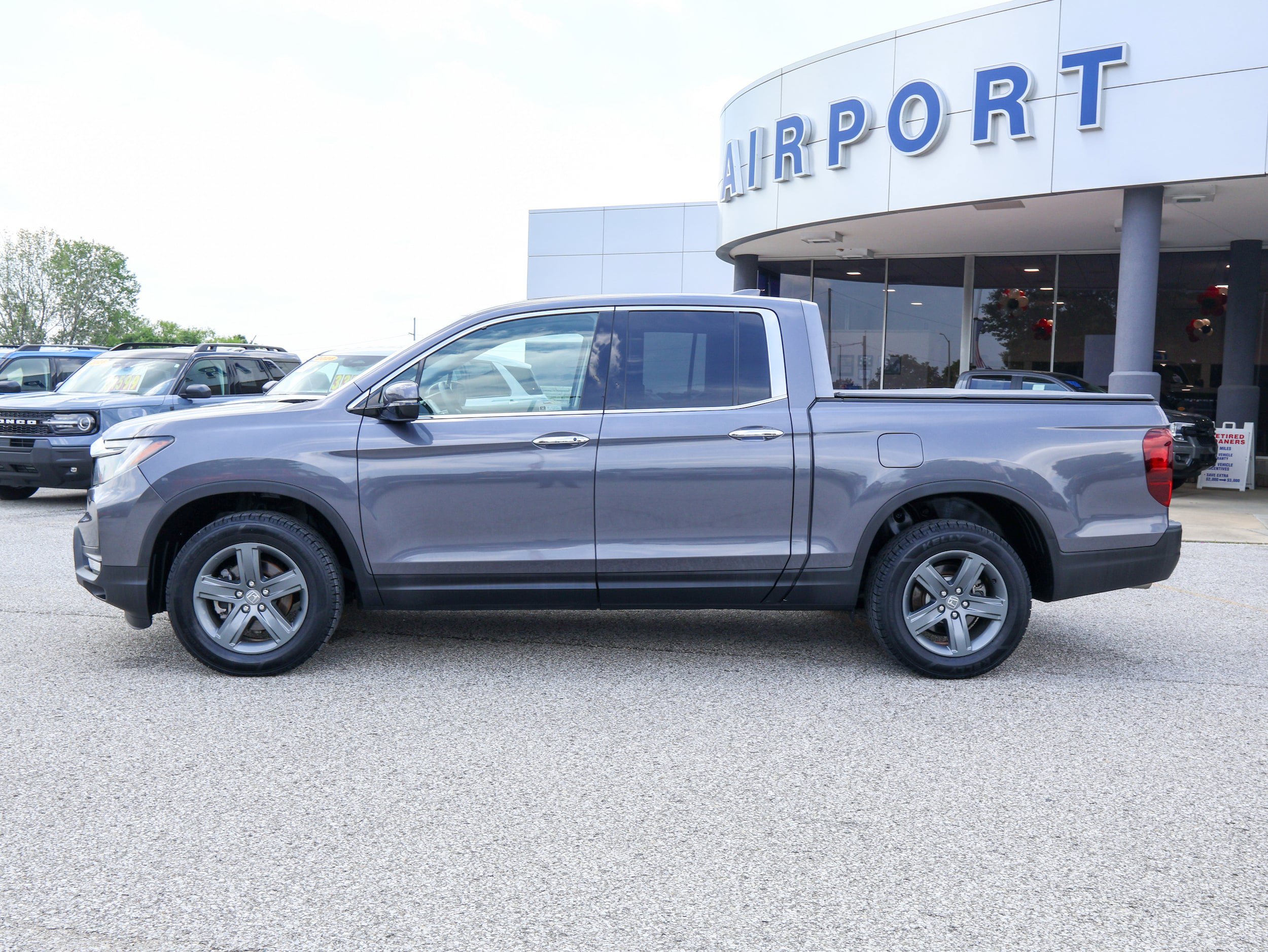 Used 2021 Honda Ridgeline RTL-E image 2
