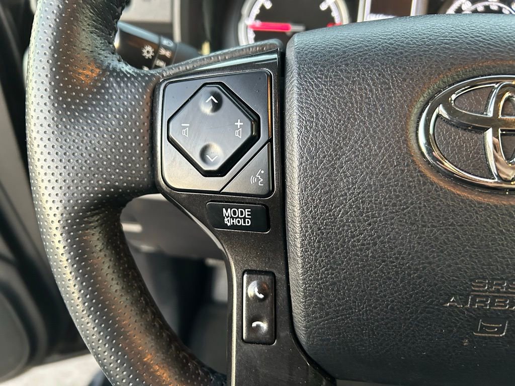 Used 2024 Toyota 4Runner TRD Off-Road Premium AWD/4WD image 14