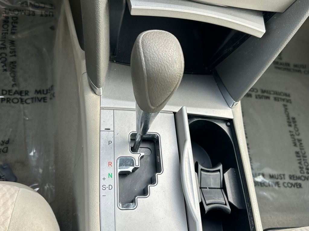 Used 2010 Toyota Camry image 22