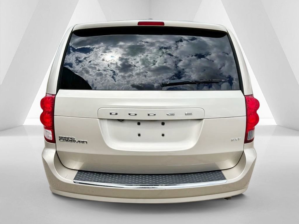 Used 2014 Dodge Grand Caravan SXT w/ Quick Order Package 29G SXT FWD image 6