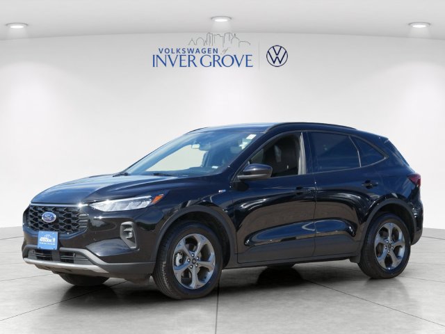 Used 2025 Ford Escape ST-Line Select AWD/4WD image 3