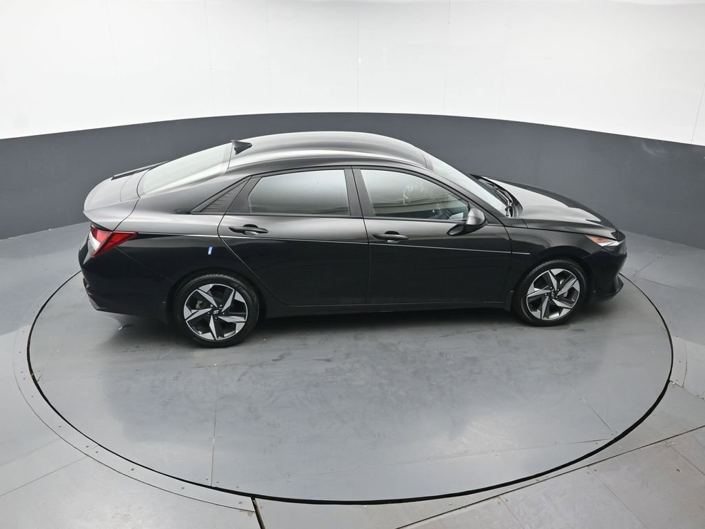 Used 2023 Hyundai Elantra SEL w/ Convenience Package FWD image 37