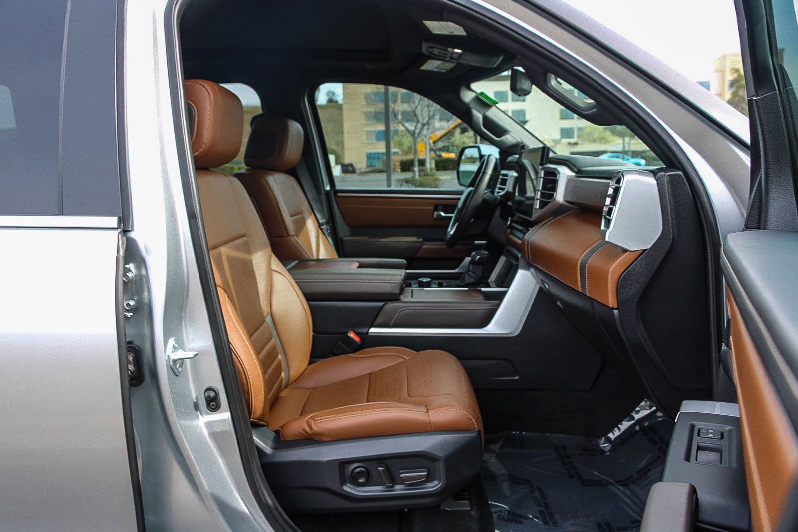 Used 2025 Toyota Tundra 1794 Edition w/ TRD Off-Road Package image 17