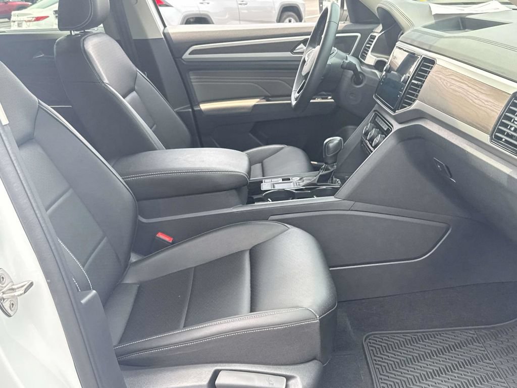 Used 2023 Volkswagen Atlas SE FWD image 33