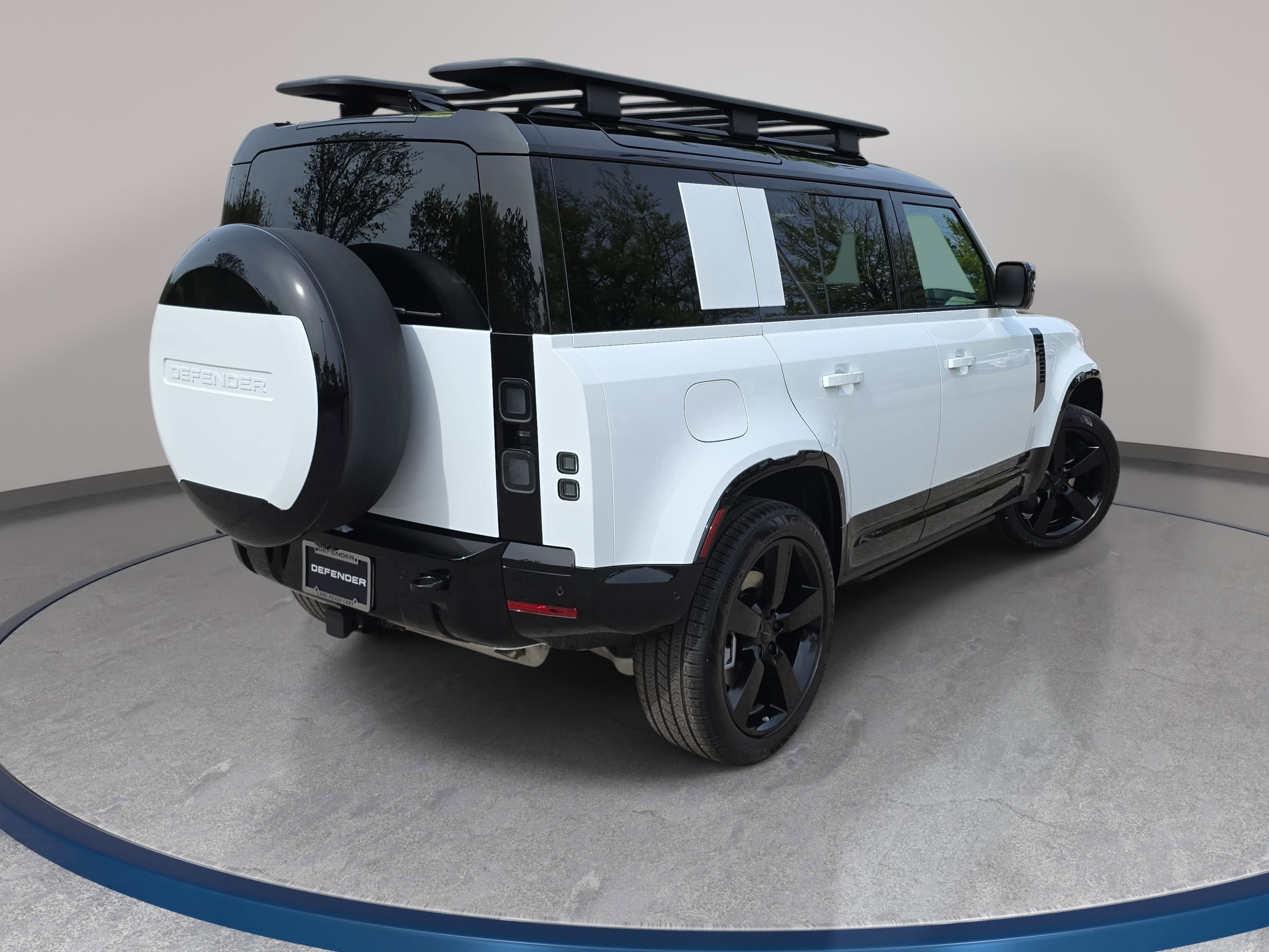 New 2026 Land Rover Defender 110 X-Dynamic SE AWD/4WD image 5