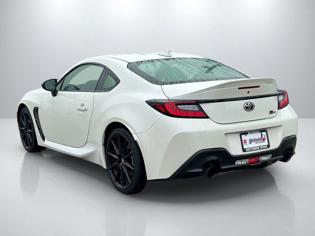 Certified 2023 Toyota GR86 Premium image 7