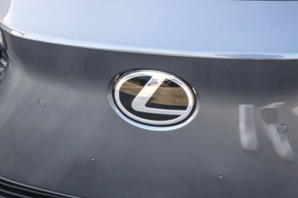 Used 2026 Lexus RZ 350e 2WD w/ Accessory Package (Z1) image 6