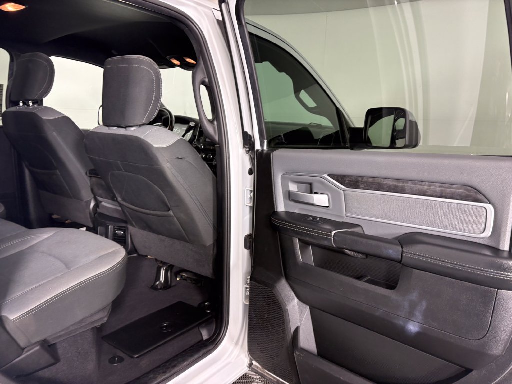 Used 2021 RAM 2500 Big Horn w/ Level 1 Equipment Group AWD/4WD image 31