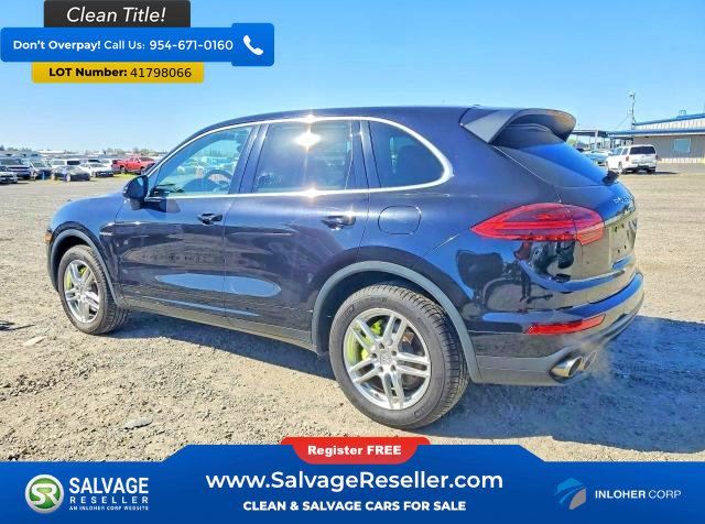 Used 2015 Porsche Cayenne S AWD/4WD image 3