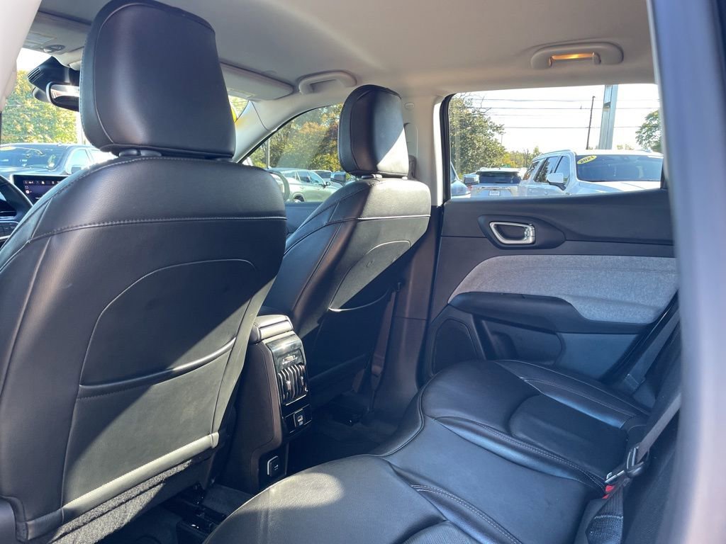 Used 2022 Jeep Compass Latitude image 42