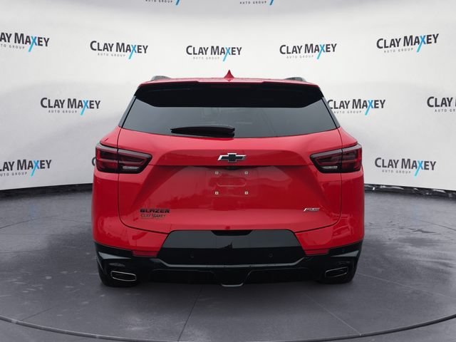Used 2023 Chevrolet Blazer RS w/ Driver Confidence II Package FWD image 4