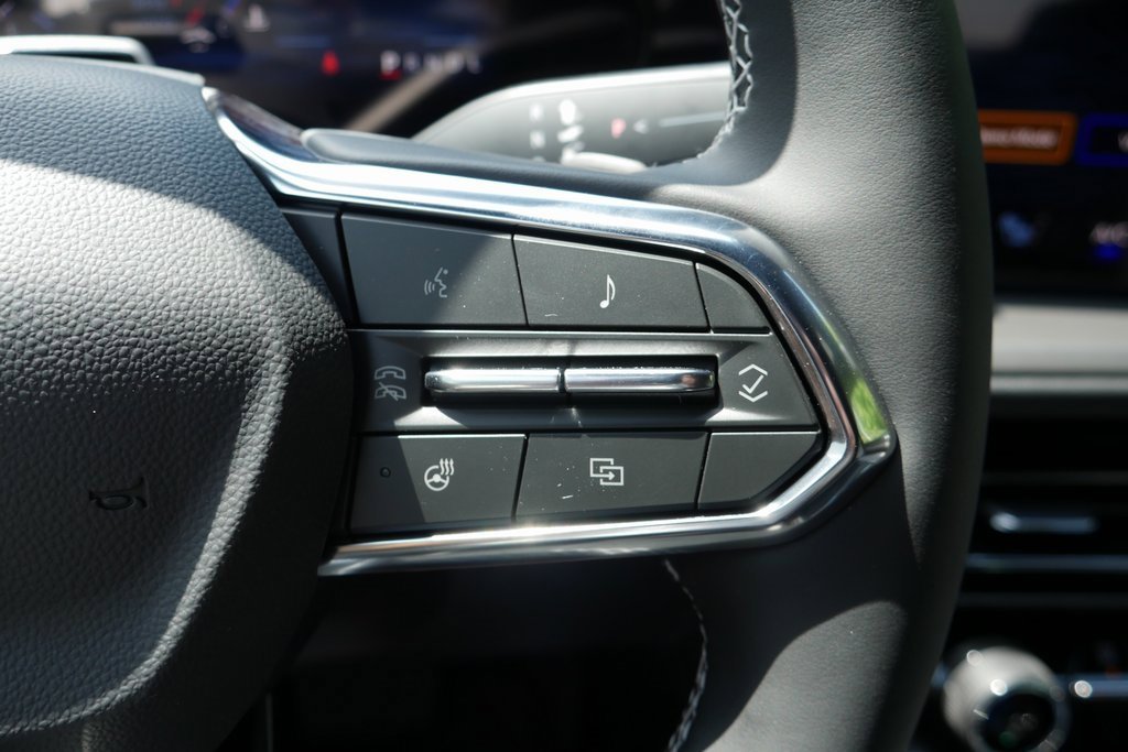 New 2026 Chevrolet Traverse LT w/ Enhanced Driving Package image 13