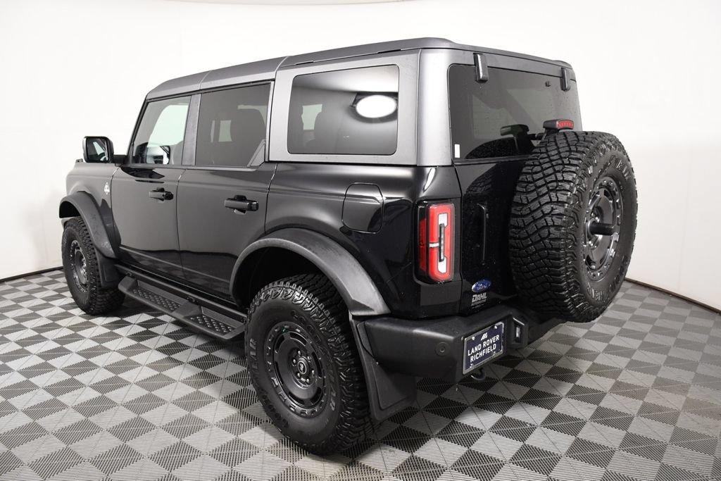 Used 2024 Ford Bronco Outer Banks AWD/4WD image 4