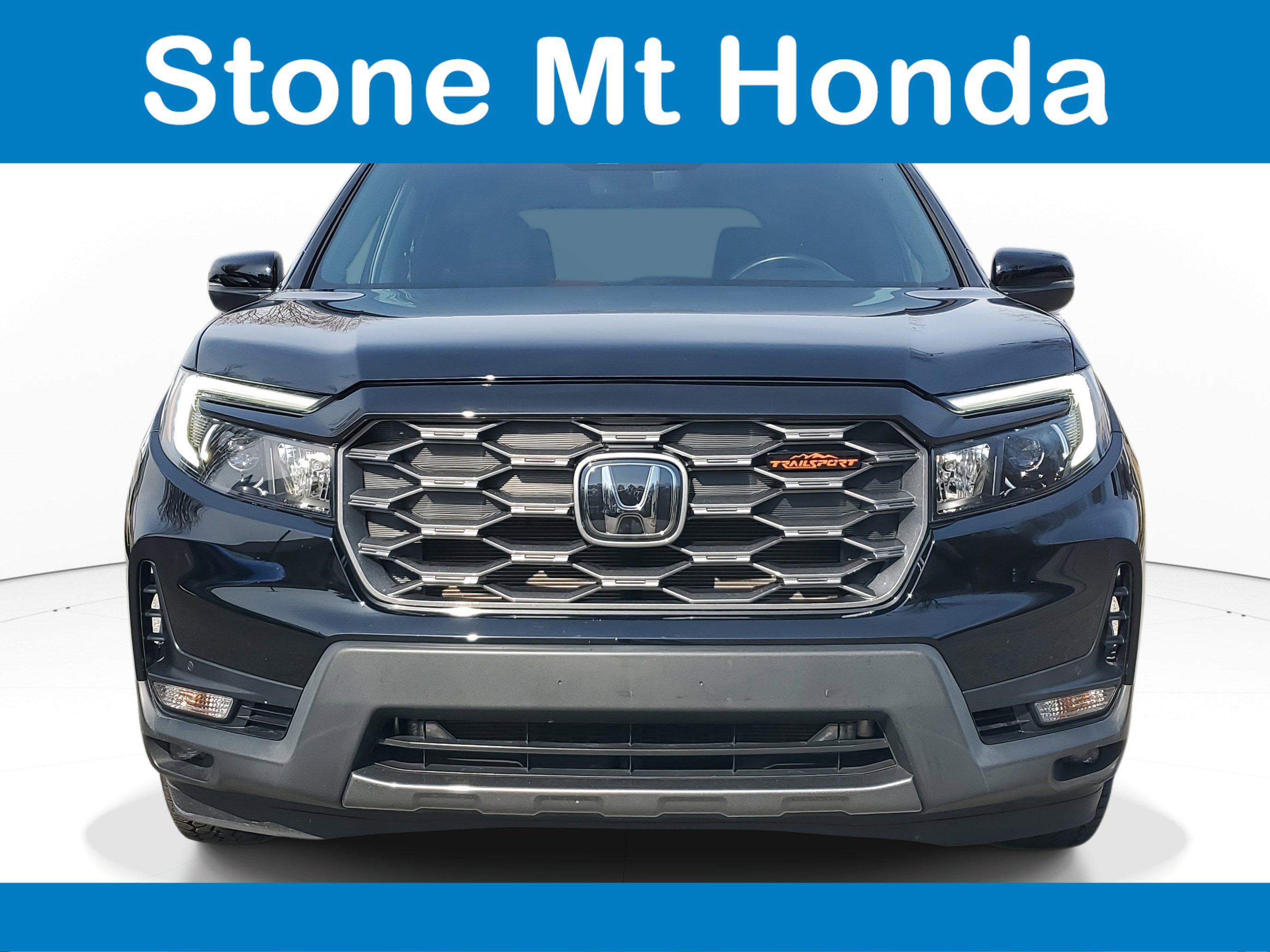 Used 2024 Honda Passport TrailSport image 2