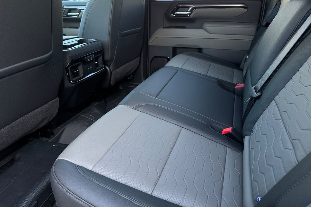 New 2026 Chevrolet Silverado 2500 ZR2 w/ ZR2 Bison Edition AWD/4WD image 12