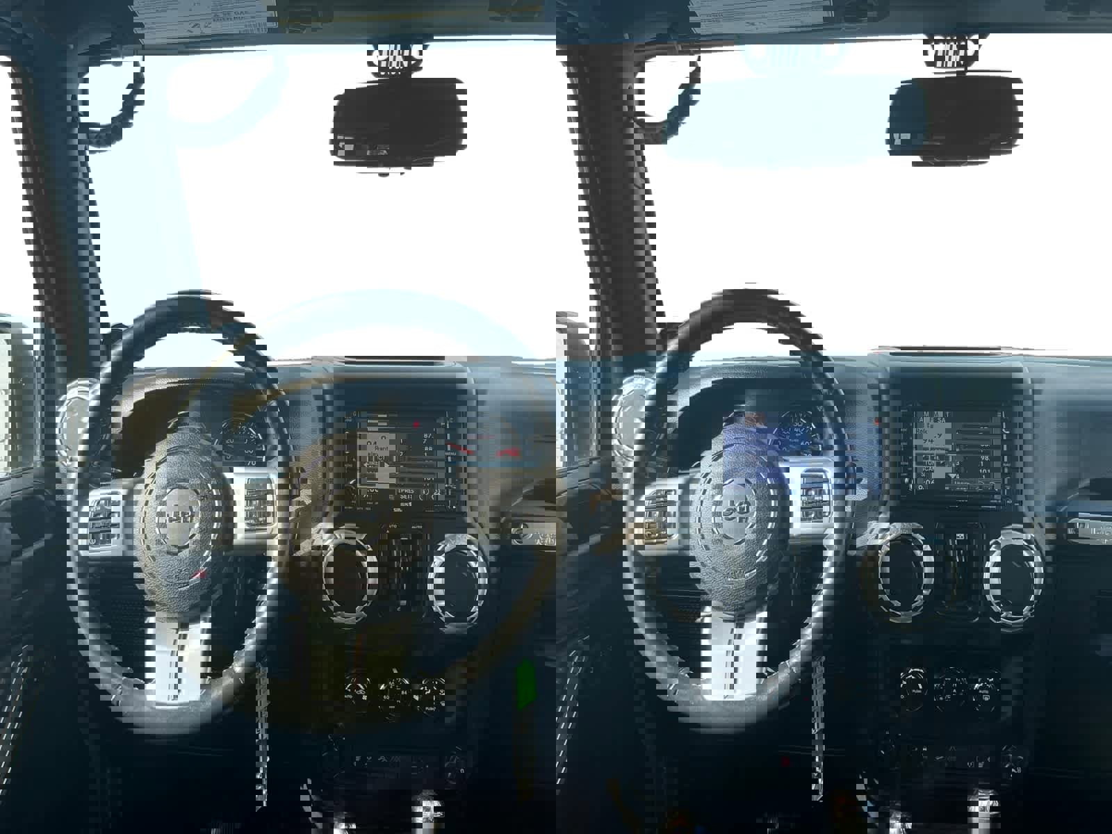 Used 2014 Jeep Wrangler Unlimited Rubicon image 10