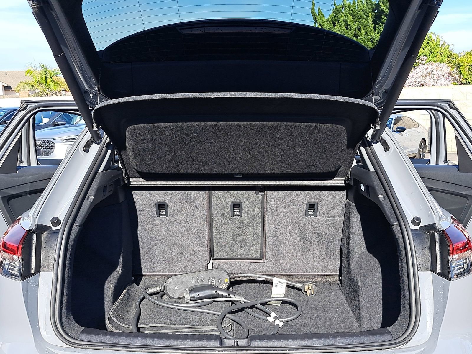 Certified 2024 Audi Q4 e-tron Premium image 12