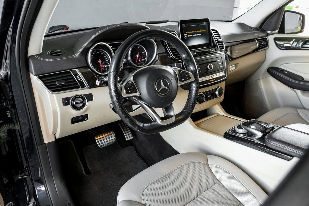 Used 2017 Mercedes-Benz GLE 43 AMG 4MATIC w/ Premium 2 Package image 13