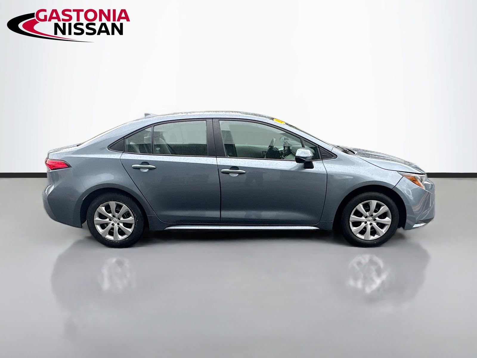 Used 2022 Toyota Corolla LE image 10