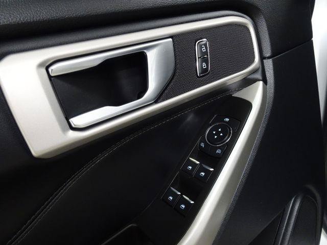 Used 2021 Ford Explorer XLT RWD image 22